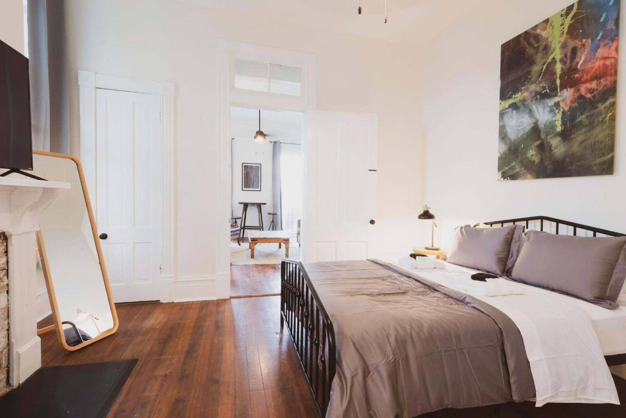 Holiday home Massive 9bdr Courtyard Estate Near Forsyth Park Savannah
